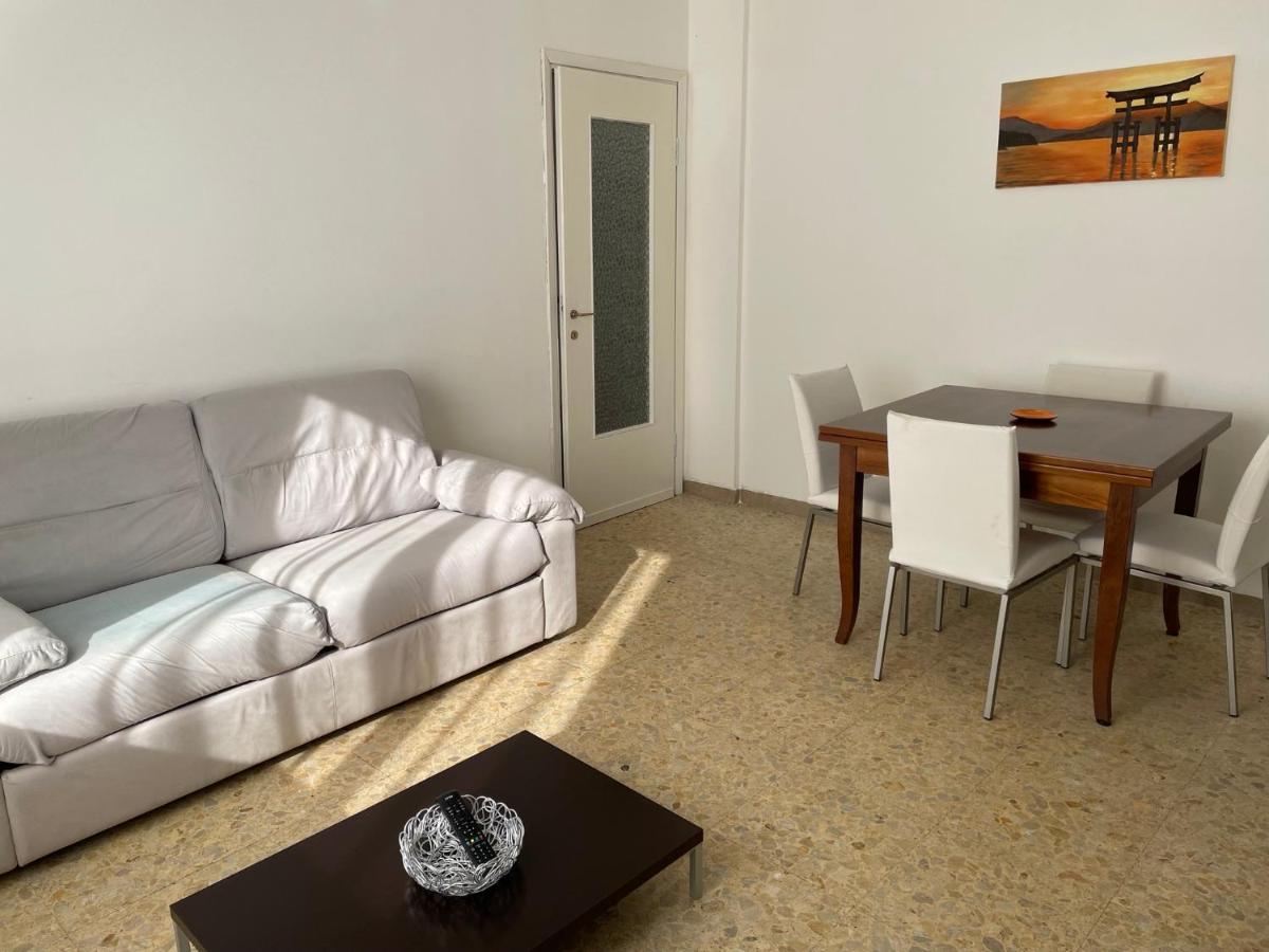 Manubella Appartamento 5 Vani Con Giardino La Spezia Luaran gambar