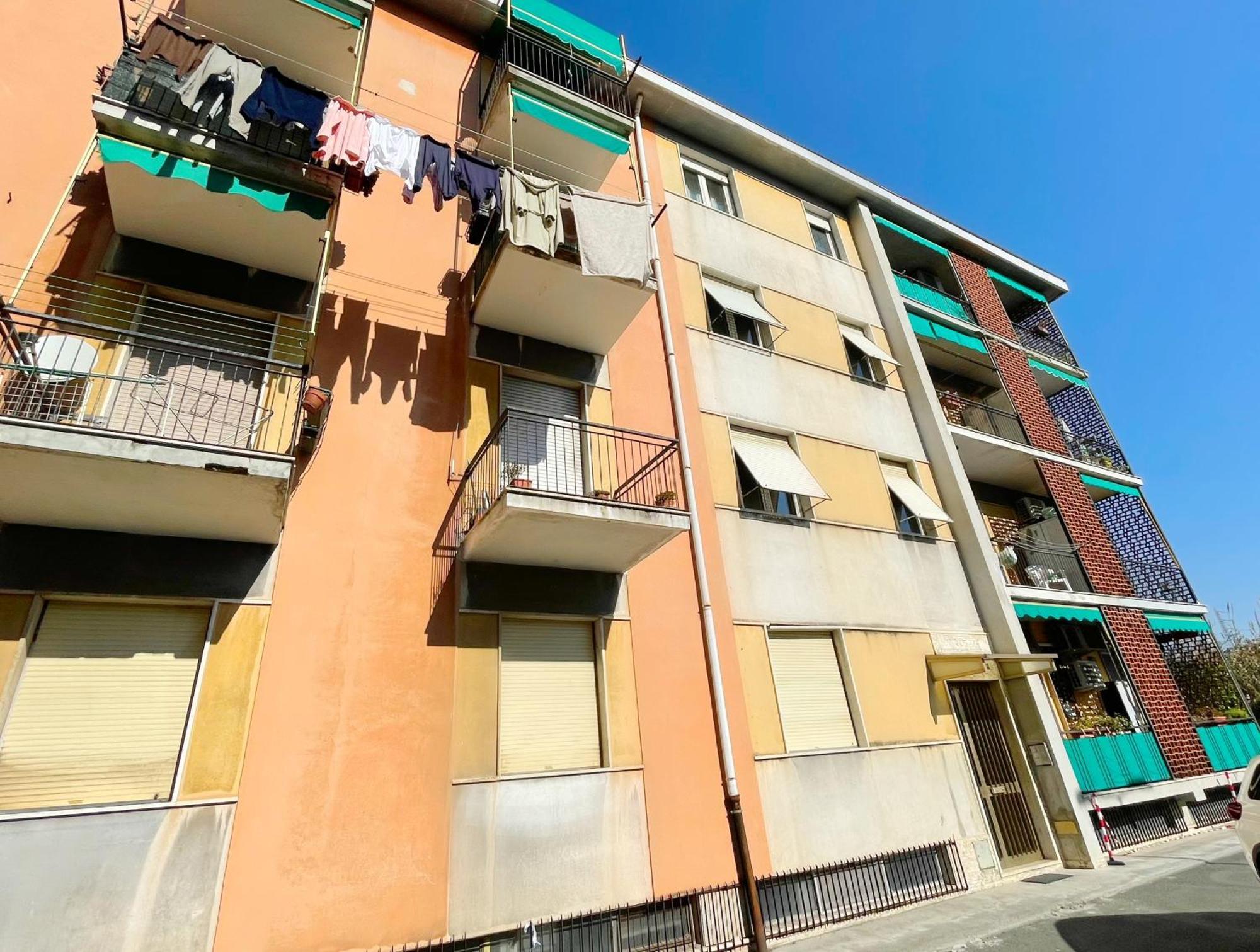 Manubella Appartamento 5 Vani Con Giardino La Spezia Luaran gambar