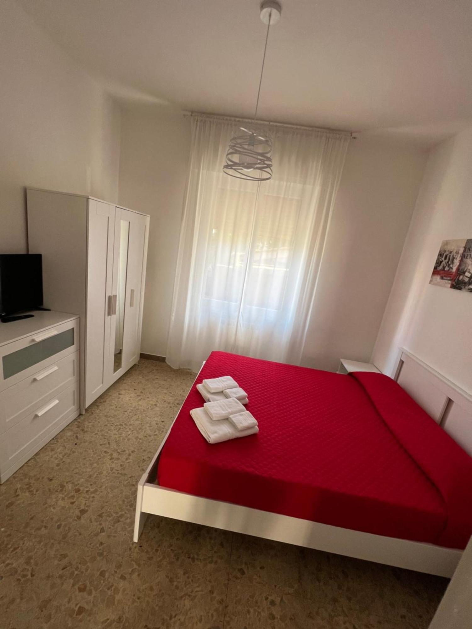 Manubella Appartamento 5 Vani Con Giardino La Spezia Luaran gambar