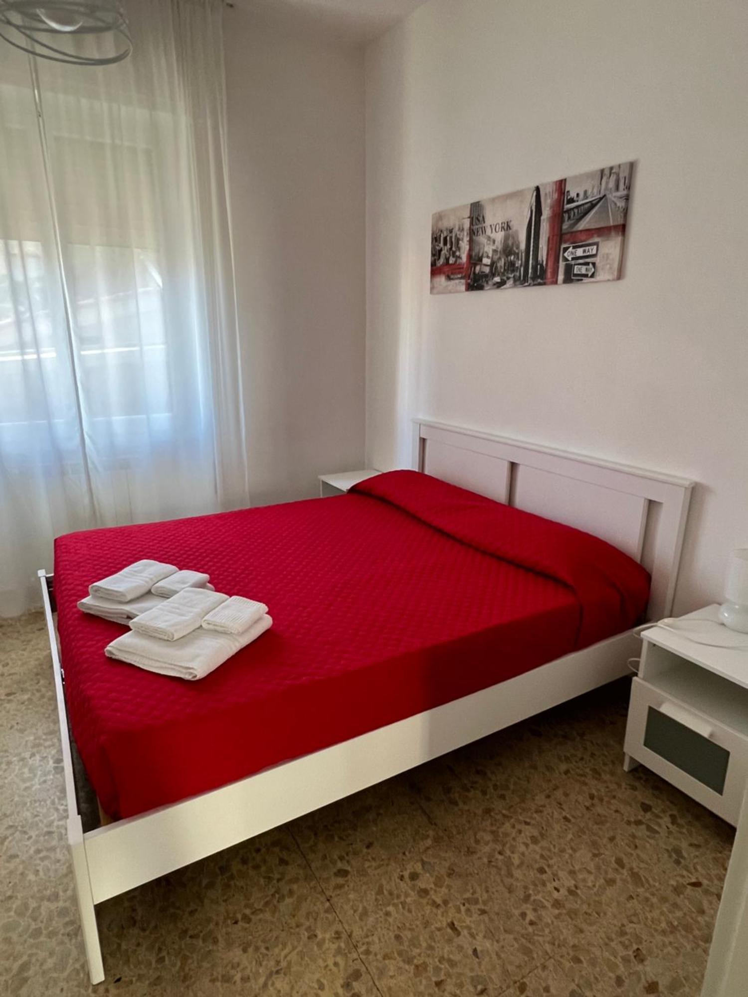Manubella Appartamento 5 Vani Con Giardino La Spezia Luaran gambar